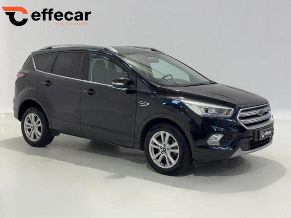 Ford Kuga 1.5 TDCI 120 CV S&S 2WD Business (3)