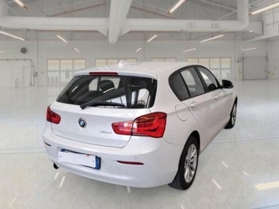 BMW Serie 1 116d 2.0 116CV cat 5 porte Attiva DPF (2)