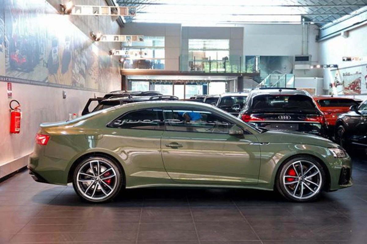 Audi A5 Coupé Coupe 40 2.0 tdi mhev Business 204cv s-tronic (2)