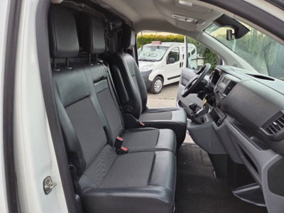 Opel Vivaro Furgone 1.5 Diesel 120CV S&S PC-TN S Furgone Enjoy (15)