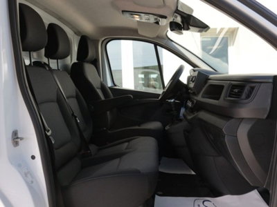 Renault Trafic Furgone van T30 2.0 blue dci 110cv L2H1 (12)
