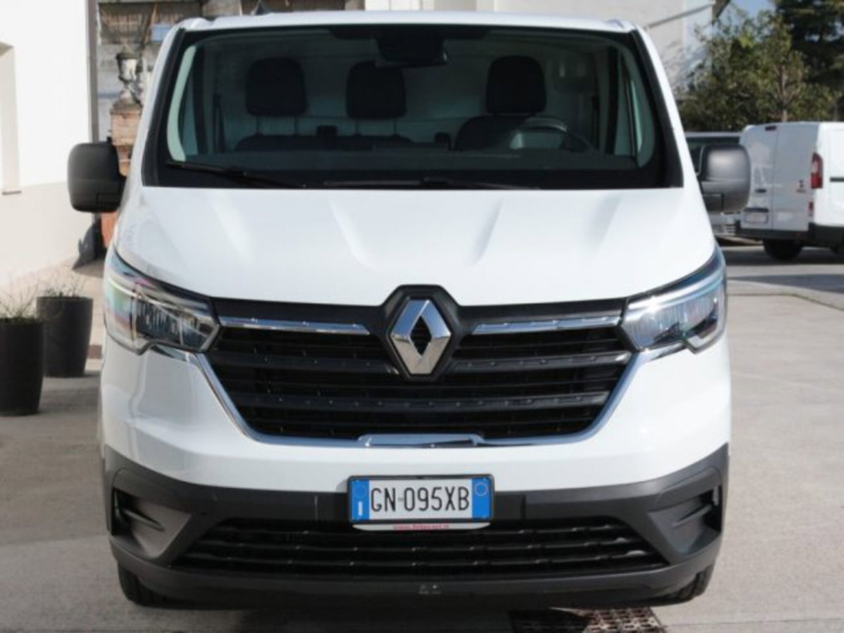 Renault Trafic Furgone van T30 2.0 blue dci 110cv L2H1 (2)