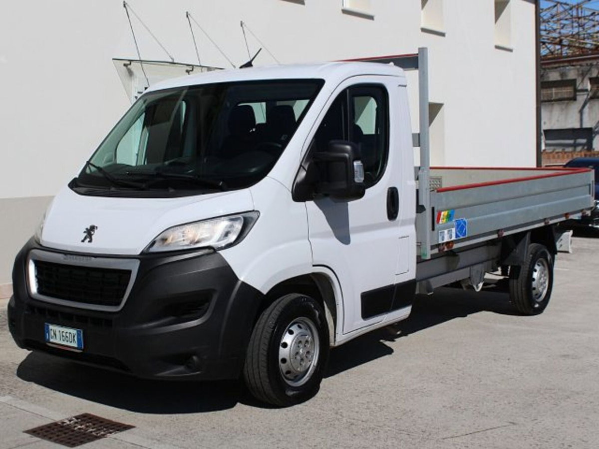 Peugeot Boxer Telaio 335 2.2 BlueHDi 140 S&S PL Cassonato Premium