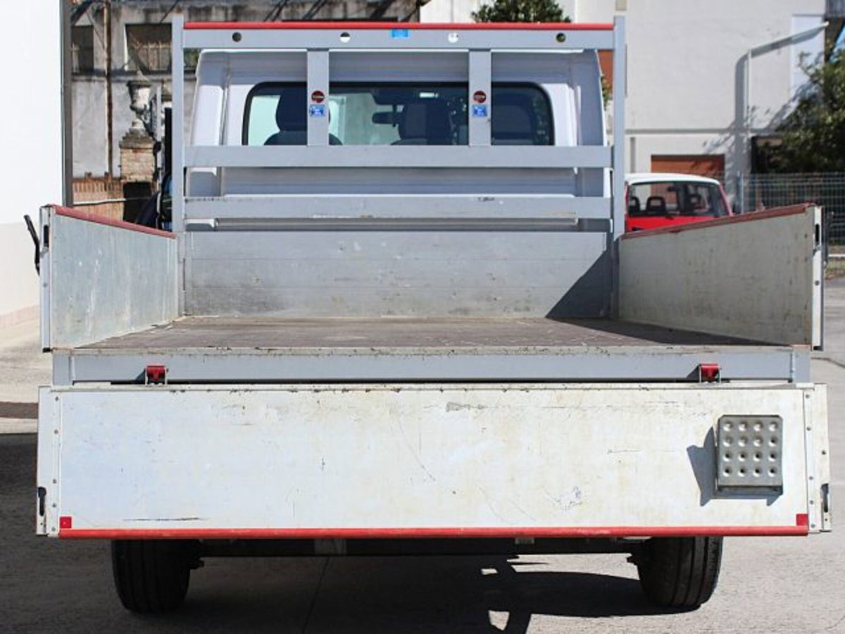 Peugeot Boxer Telaio 335 2.2 BlueHDi 140 S&S PL Cassonato Premium (4)