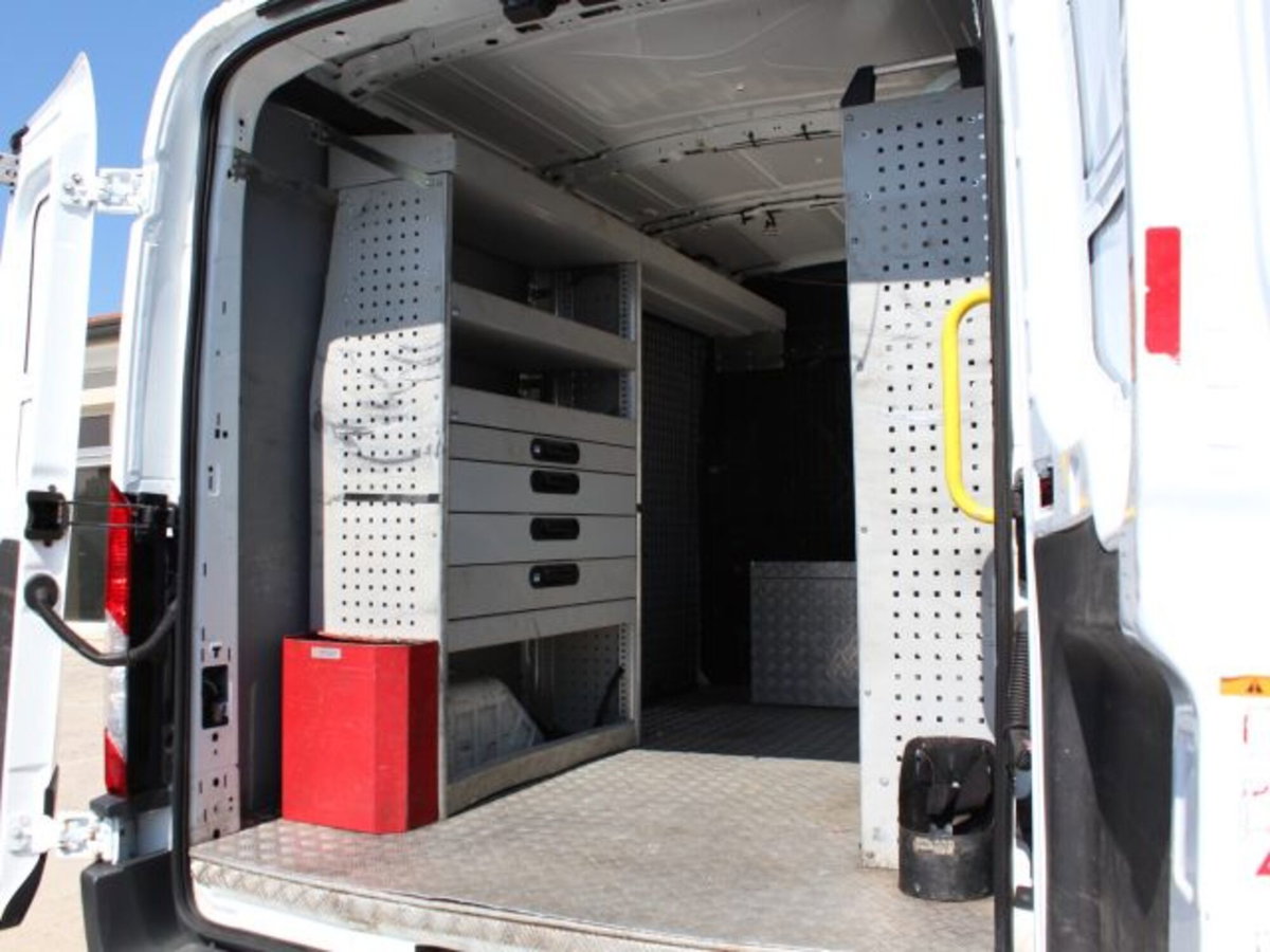 Ford Transit Furgone 350 2.0TDCi EcoBlue 4WD 130 PL-TM Furgone Entry (7)