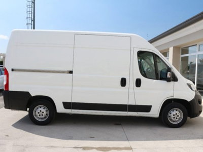 Peugeot Boxer Furgone 335 L2H2 2.2 bluehdi 140cv S&S vetrato (5)