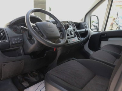 Peugeot Boxer Furgone 335 L2H2 2.2 bluehdi 140cv S&S vetrato (7)