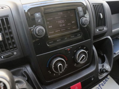 Peugeot Boxer Furgone 335 L2H2 2.2 bluehdi 140cv S&S vetrato (9)