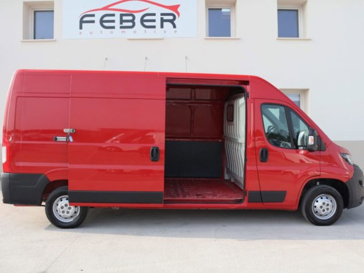 Peugeot Boxer Furgone 35 L3H2 2.2 diesel 140cv S&S vetrato at8 (6)