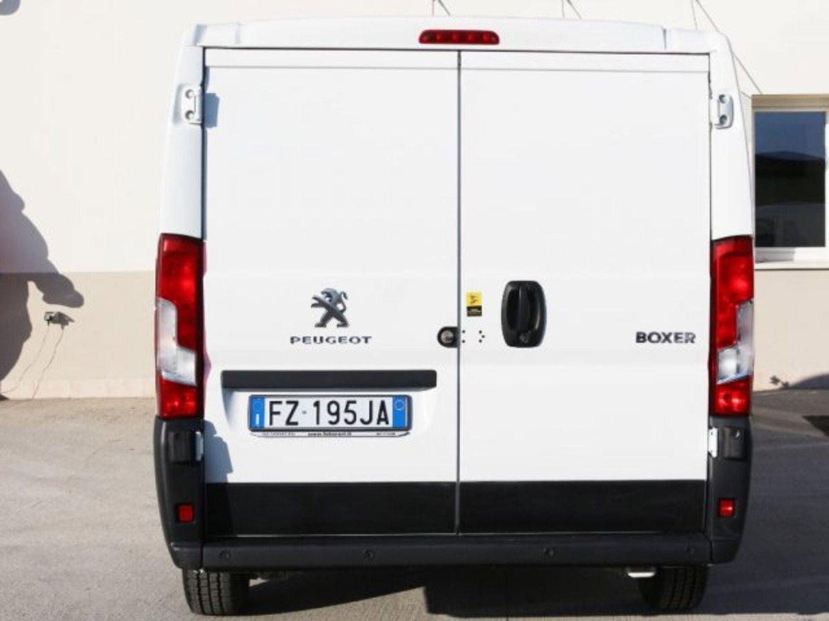 Peugeot Boxer Furgone 330 2.0 BlueHDi PC-TN Furgone (3)