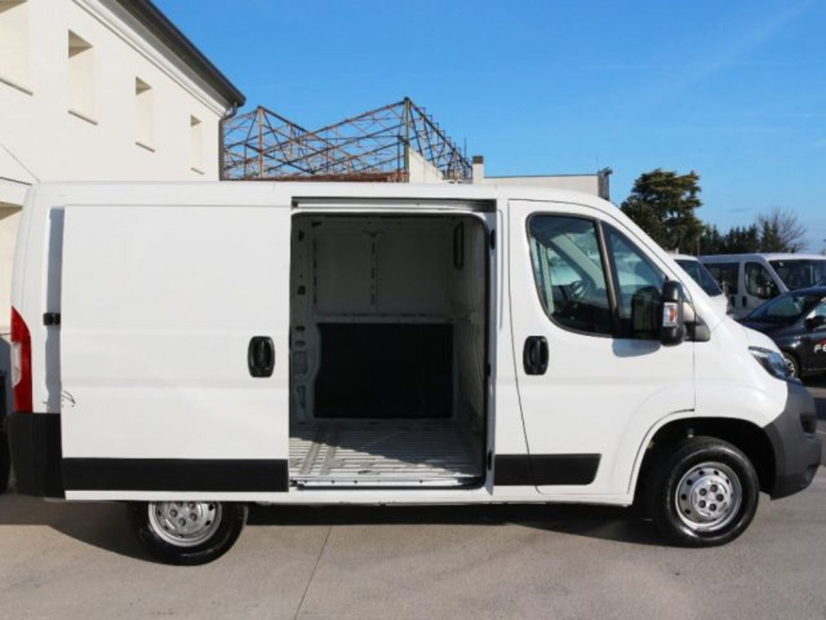 Peugeot Boxer Furgone 330 2.0 BlueHDi PC-TN Furgone (6)