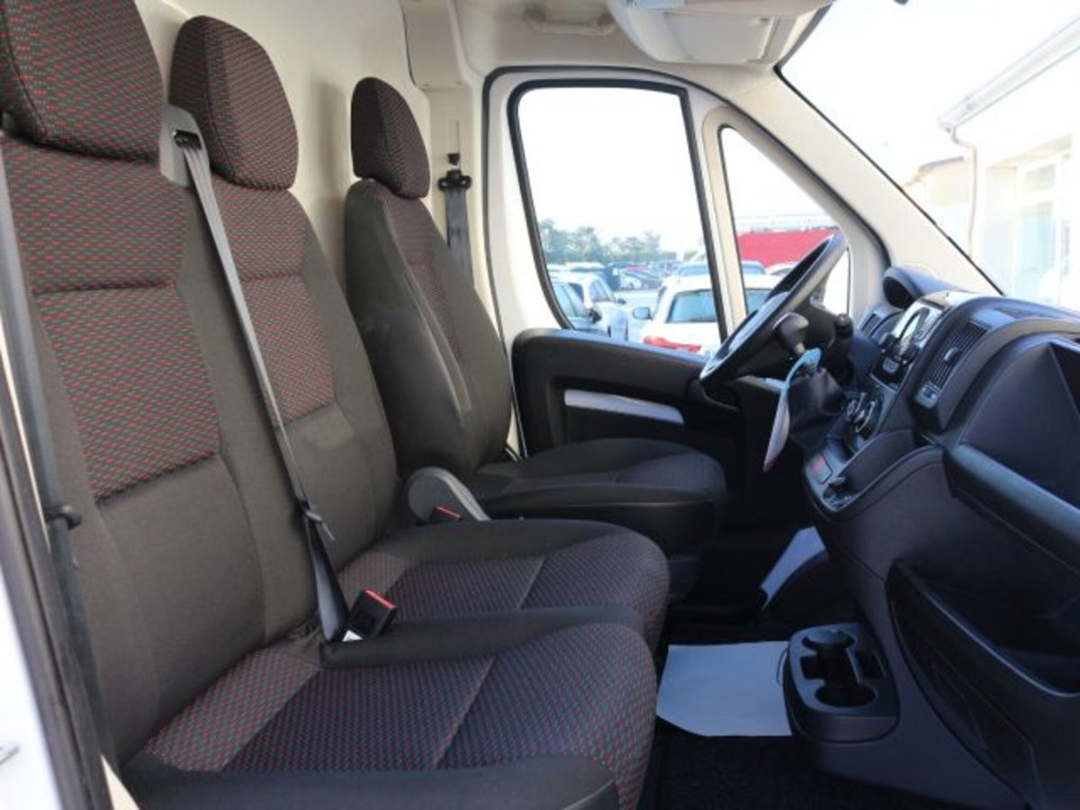 Citroen Jumper Furgone Heavy 35 L4H2 2.2 diesel 140cv S&S (12)