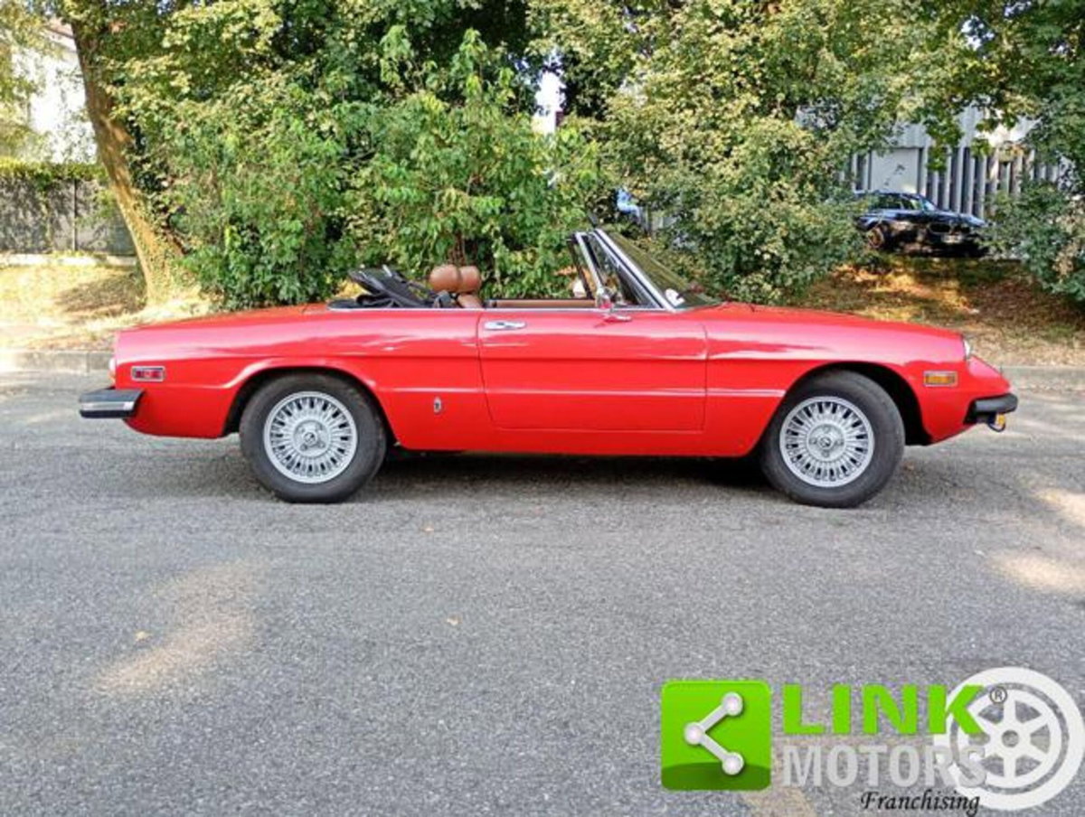 Alfa Romeo Spider 2.0 Veloce (4)