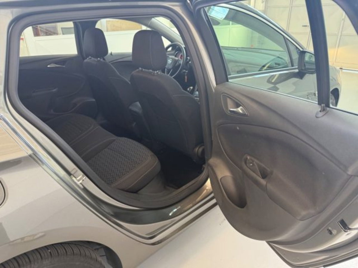 Opel Astra Station Wagon 1.6 CDTi 110CV Start&Stop Sports Business (12)