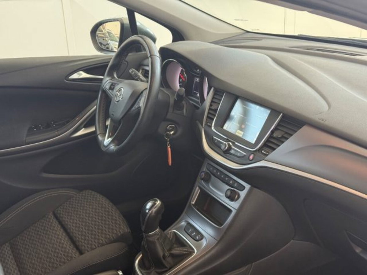 Opel Astra Station Wagon 1.6 CDTi 110CV Start&Stop Sports Business (13)