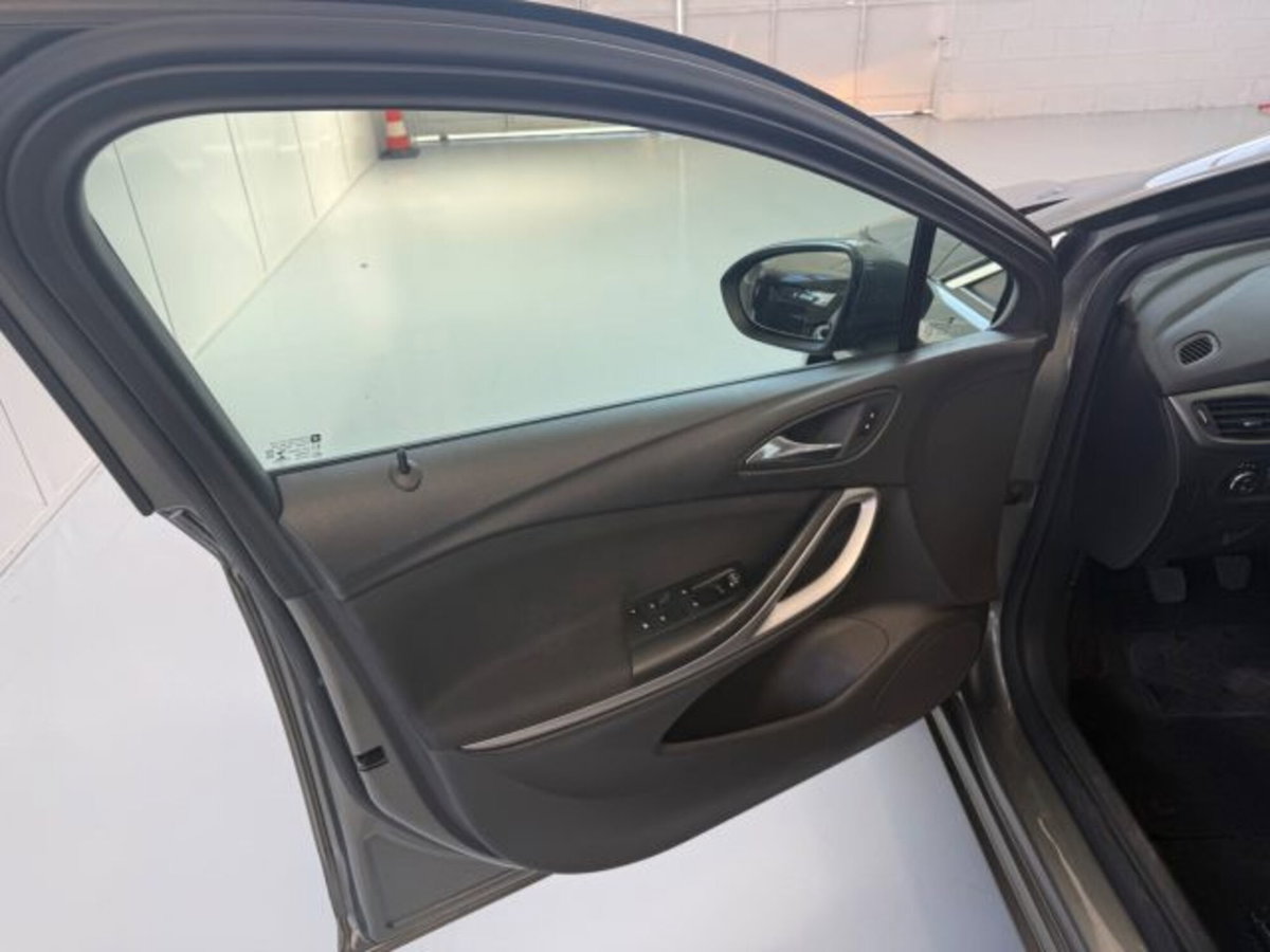 Opel Astra Station Wagon 1.6 CDTi 110CV Start&Stop Sports Business (17)