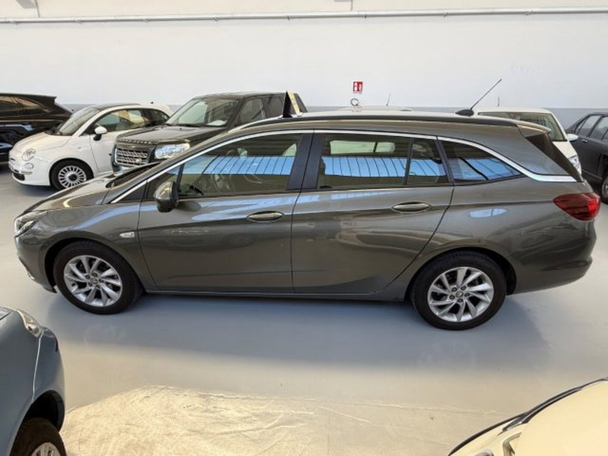 Opel Astra Station Wagon 1.6 CDTi 110CV Start&Stop Sports Business (8)