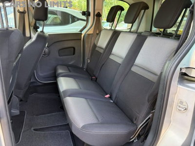 Renault Kangoo 1.5 dCi 90CV 5 porte Stop & Start Extrem (5)