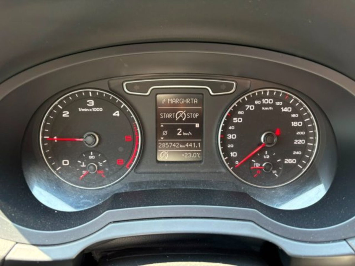 Audi Q3 2.0 TDI 177 CV quattro S tronic (10)