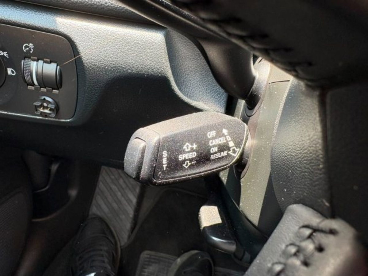 Audi Q3 2.0 TDI 177 CV quattro S tronic (12)