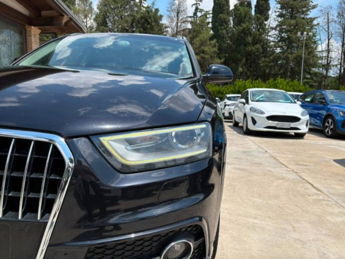 Audi Q3 2.0 TDI 177 CV quattro S tronic (2)
