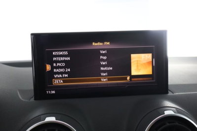 Audi Q2 Q2 35 TDI S tronic Identity Black (19)