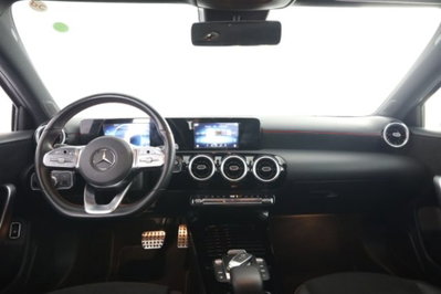 Mercedes-Benz Classe A 250 e Automatic EQ-Power Premium (4)