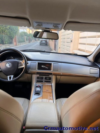 Jaguar XF Sportbrake 2.2 D 200 CV Premium Luxury (7)