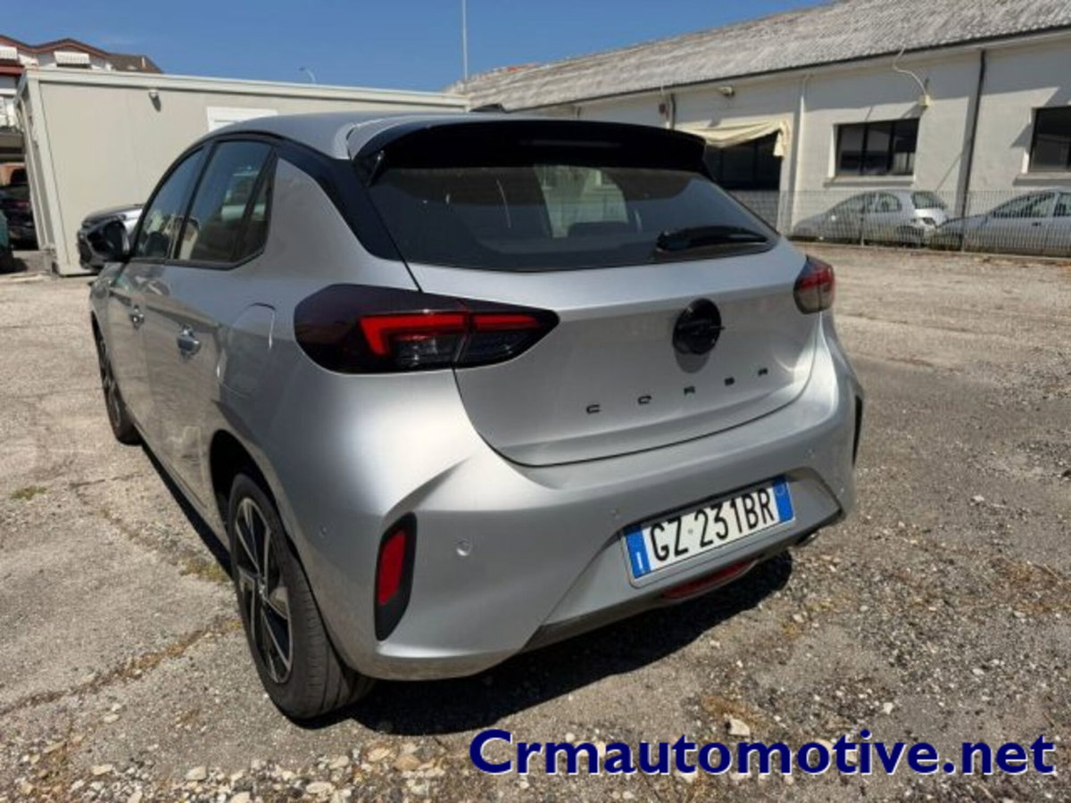 Opel Corsa 1.2 100 CV GS Line (2)