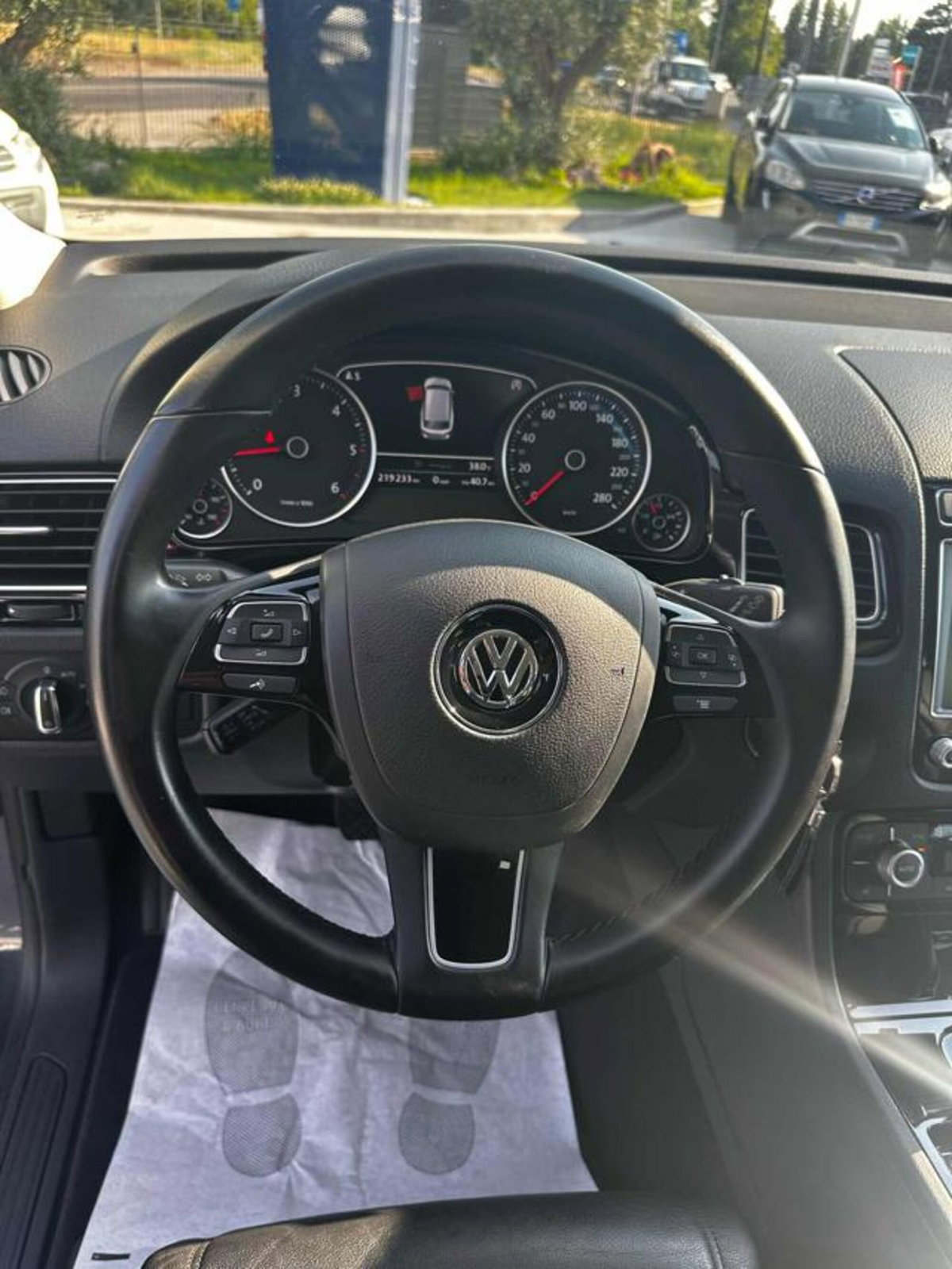 Volkswagen Touareg 3.0 TDI 204 CV tiptronic BlueMotion Techn. Executive (17)