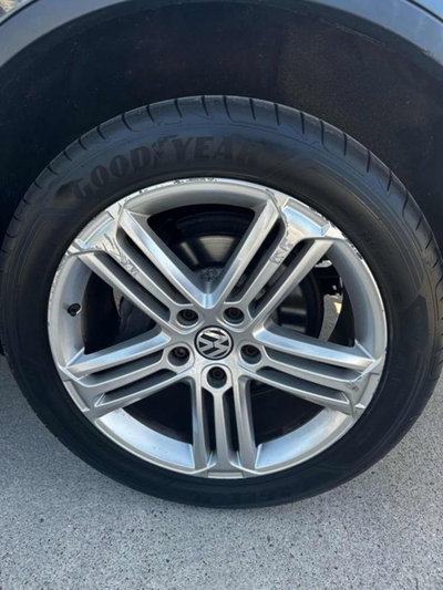 Volkswagen Touareg 3.0 TDI 204 CV tiptronic BlueMotion Techn. Executive (7)