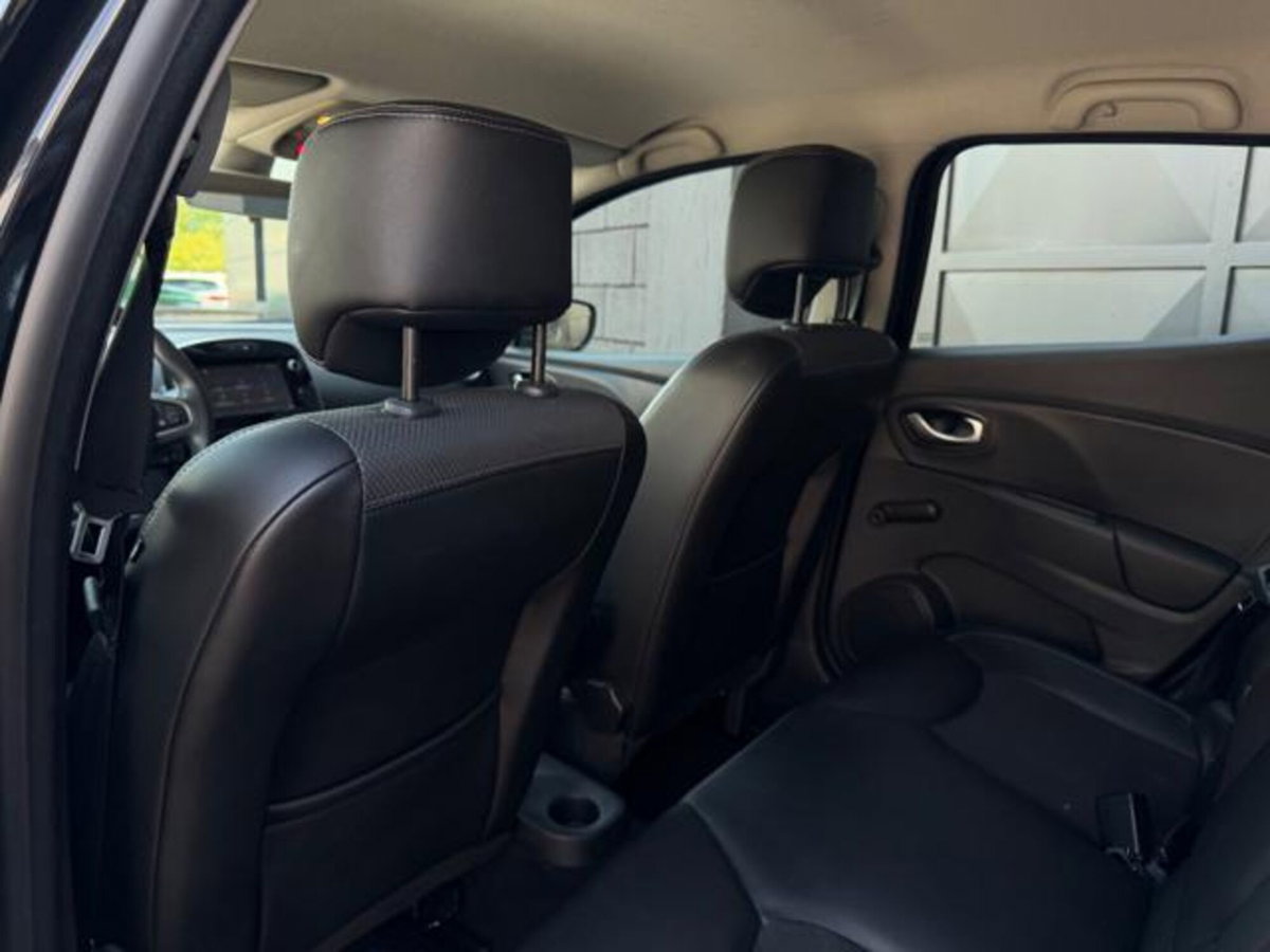 Renault Clio 1.2 75 CV 5 porte Duel (10)