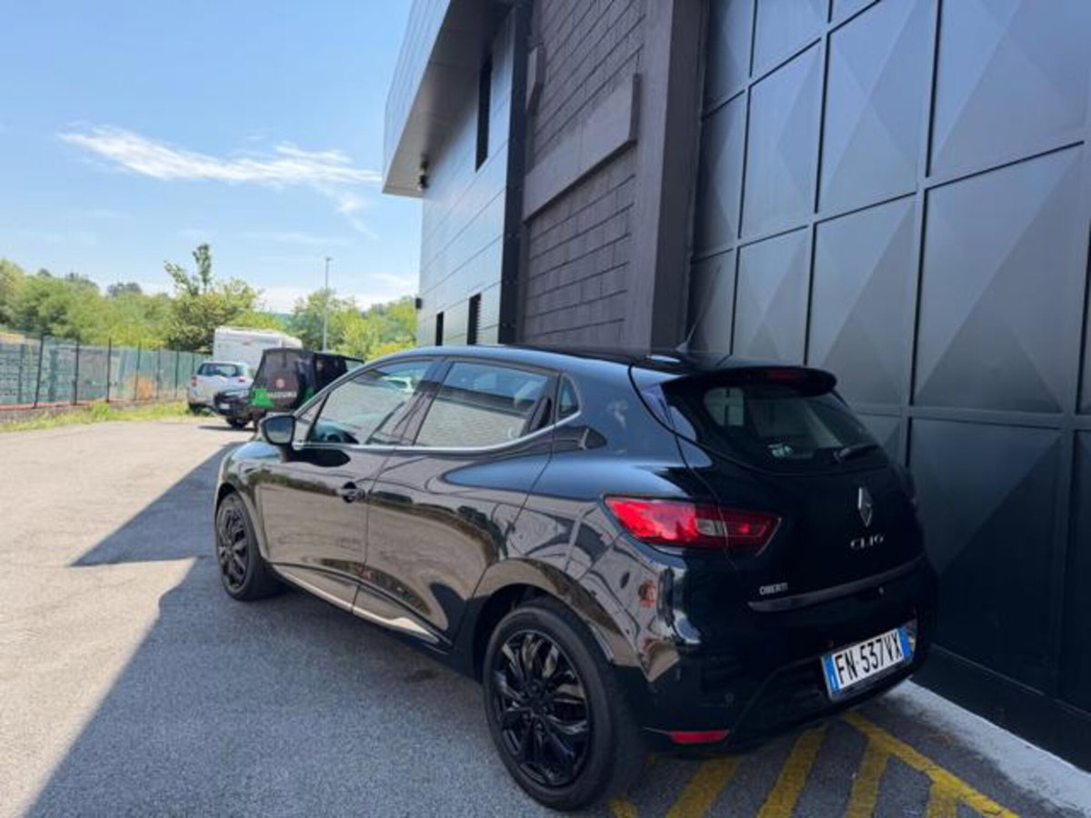 Renault Clio 1.2 75 CV 5 porte Duel (3)