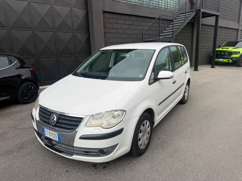 Volkswagen Touran Highline Ecofuel