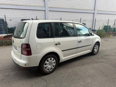 Volkswagen Touran Highline Ecofuel (3)