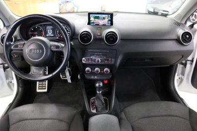 Audi A1 1.4 TDI S tronic Admired (9)