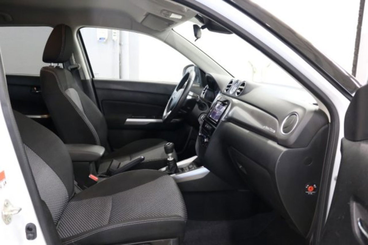Suzuki Vitara 1.4 Hybrid 4WD AllGrip Easy Cool (17)