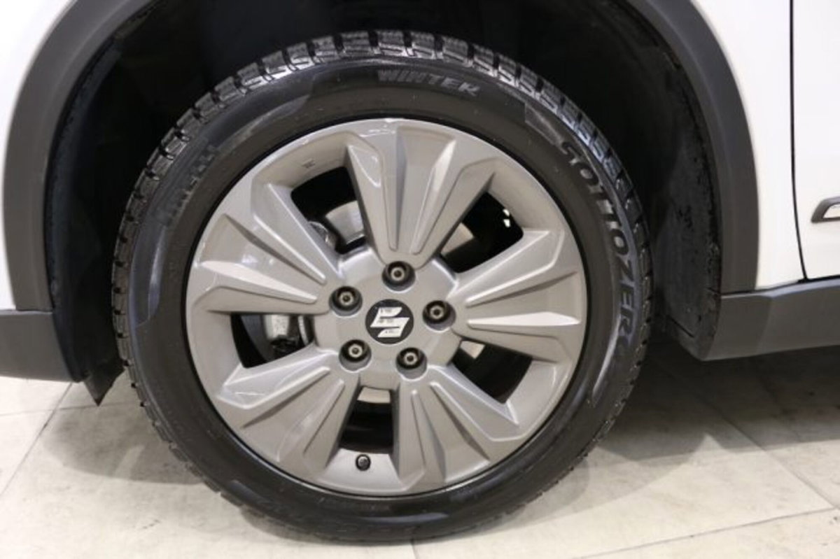 Suzuki Vitara 1.4 Hybrid 4WD AllGrip Easy Cool (8)
