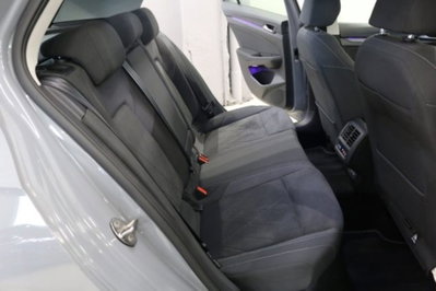 Volkswagen Golf 1.5 eTSI 150 CV EVO ACT DSG Style (12)