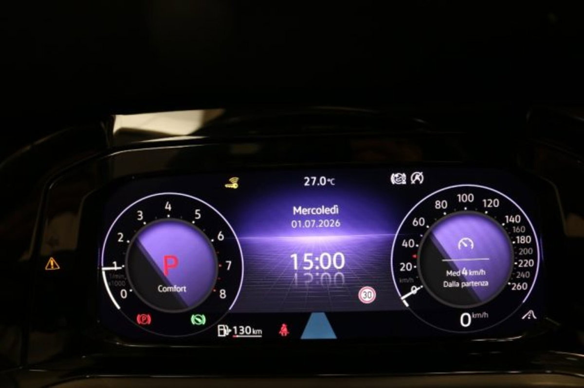 Volkswagen Golf 1.5 eTSI 150 CV EVO ACT DSG Style (15)
