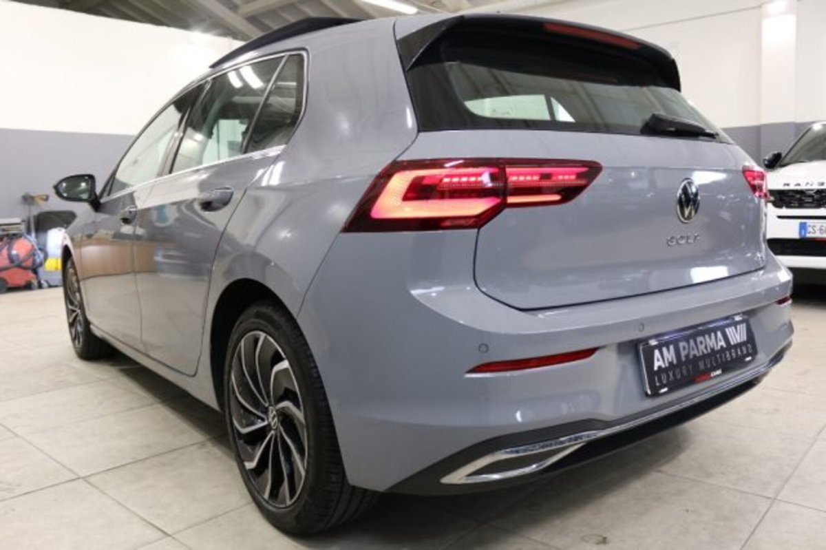 Volkswagen Golf 1.5 eTSI 150 CV EVO ACT DSG Style (4)