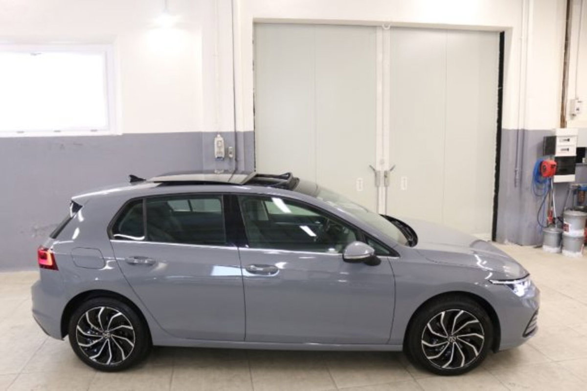 Volkswagen Golf 1.5 eTSI 150 CV EVO ACT DSG Style (7)