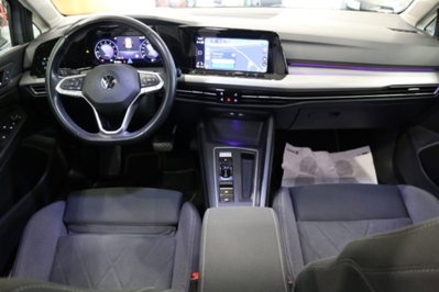 Volkswagen Golf 1.5 eTSI 150 CV EVO ACT DSG Style (9)