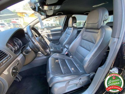 Volkswagen Golf 3.2 VR6 4mot. 5p. R32 (9)