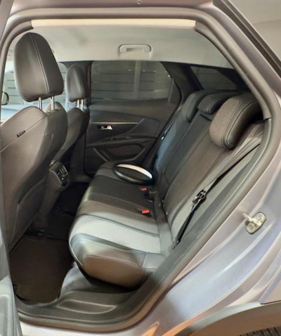 Peugeot 3008 BlueHDi 130 S&S EAT8 Allure Pack (9)