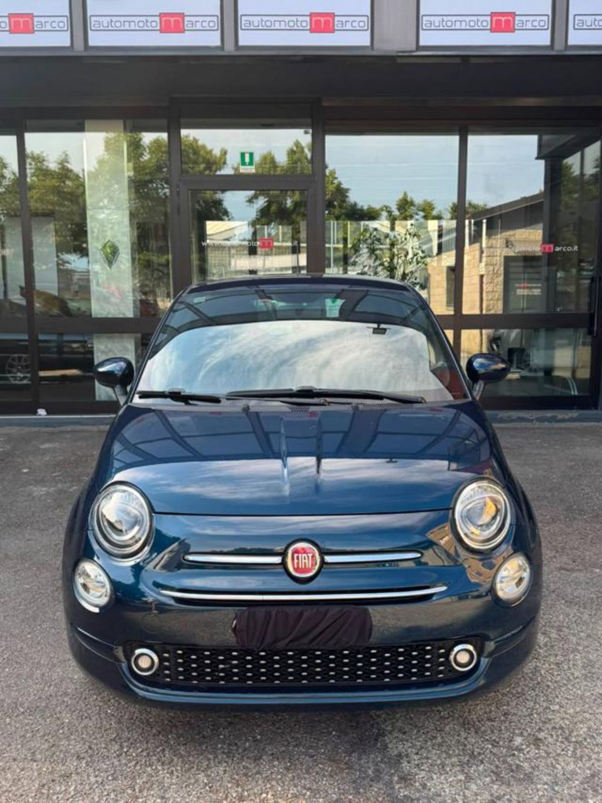 Fiat 500 1.0 Hybrid Lounge (2)