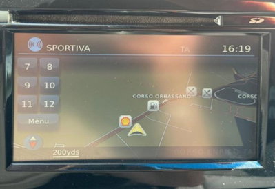 Nissan Navara 2.3 dCi 4WD King Cab N-Connecta (11)