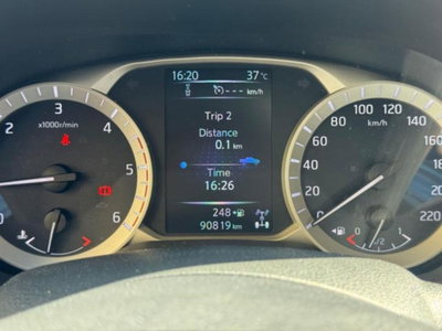 Nissan Navara 2.3 dCi 4WD King Cab N-Connecta (9)
