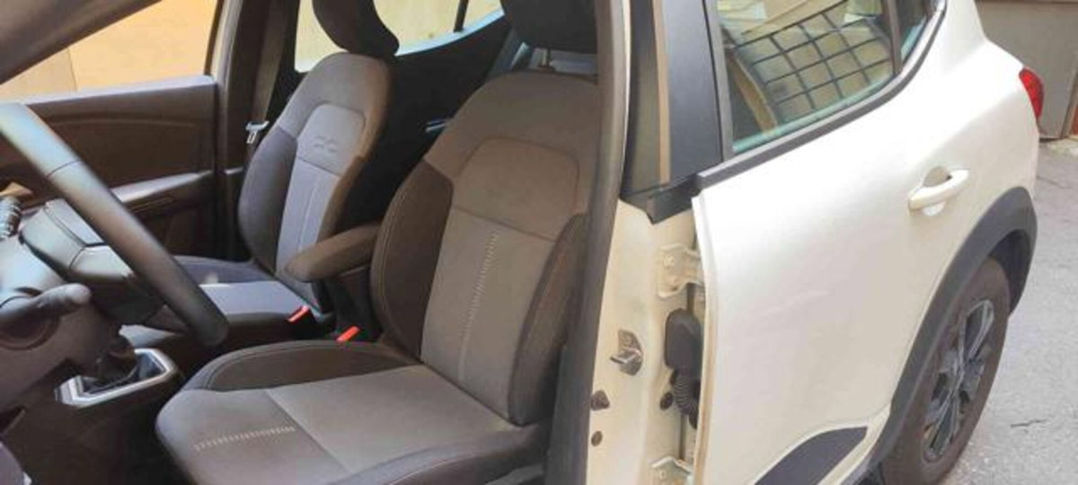 Dacia Sandero Stepway 1.0 tce Extreme 90cv cvt (11)