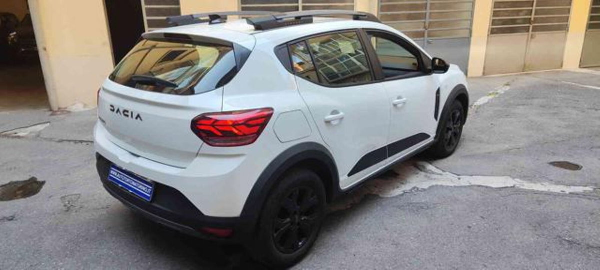 Dacia Sandero Stepway 1.0 tce Extreme 90cv cvt (3)